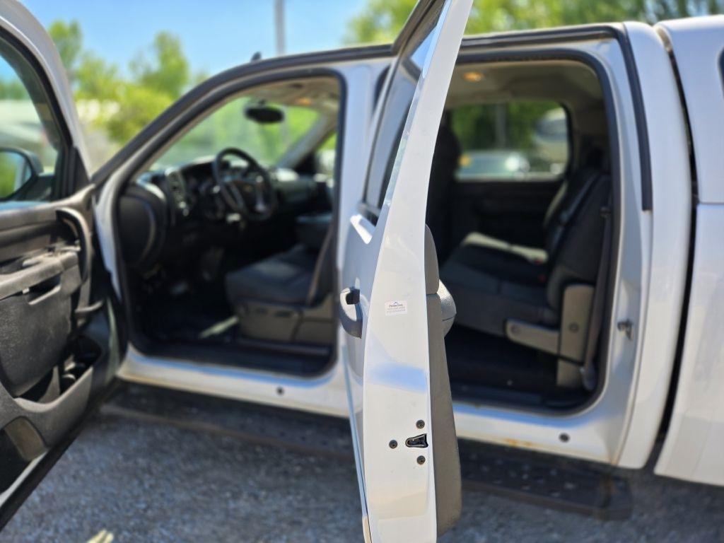 Chevrolet Silverado 1500 LT Crew Cab 4WD 2012