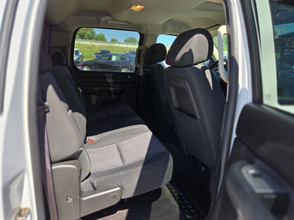 Chevrolet Silverado 1500 LT Crew Cab 4WD 2012