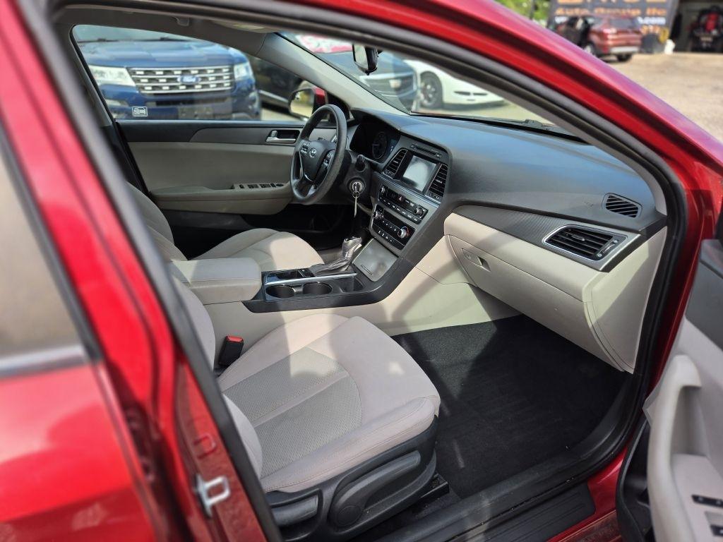 Hyundai Sonata SE 2016