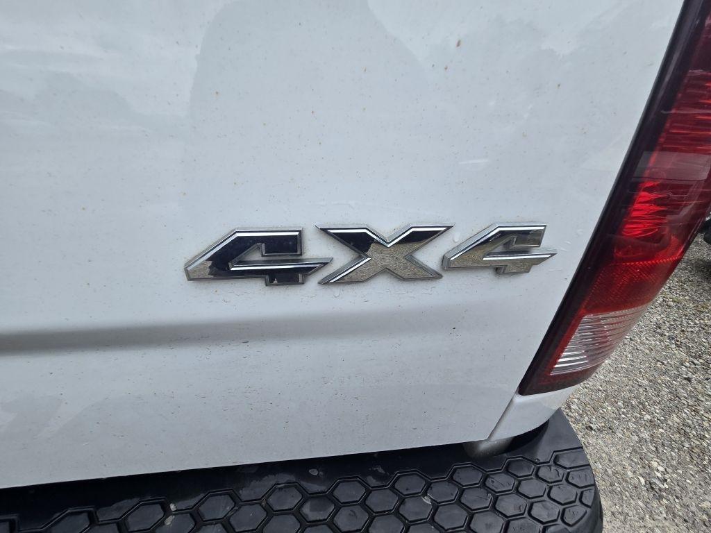 RAM 1500 Tradesman Quad Cab 4WD 2015