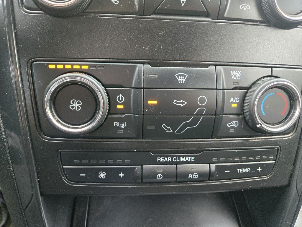 Ford Explorer XLT 4WD 2018
