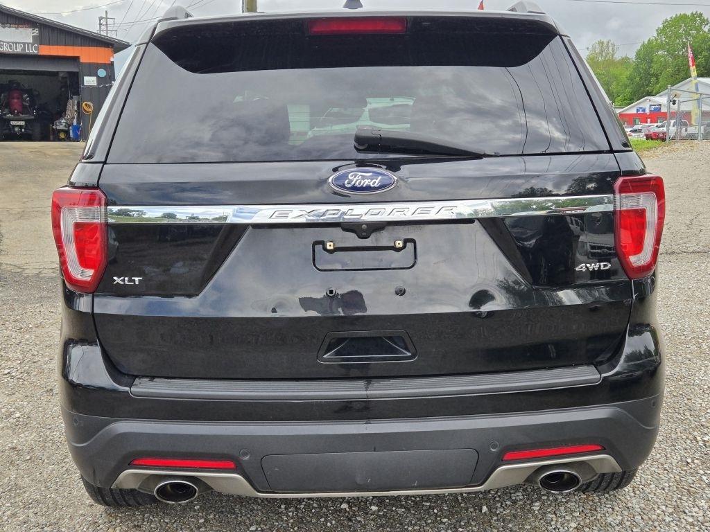 Ford Explorer XLT 4WD 2018