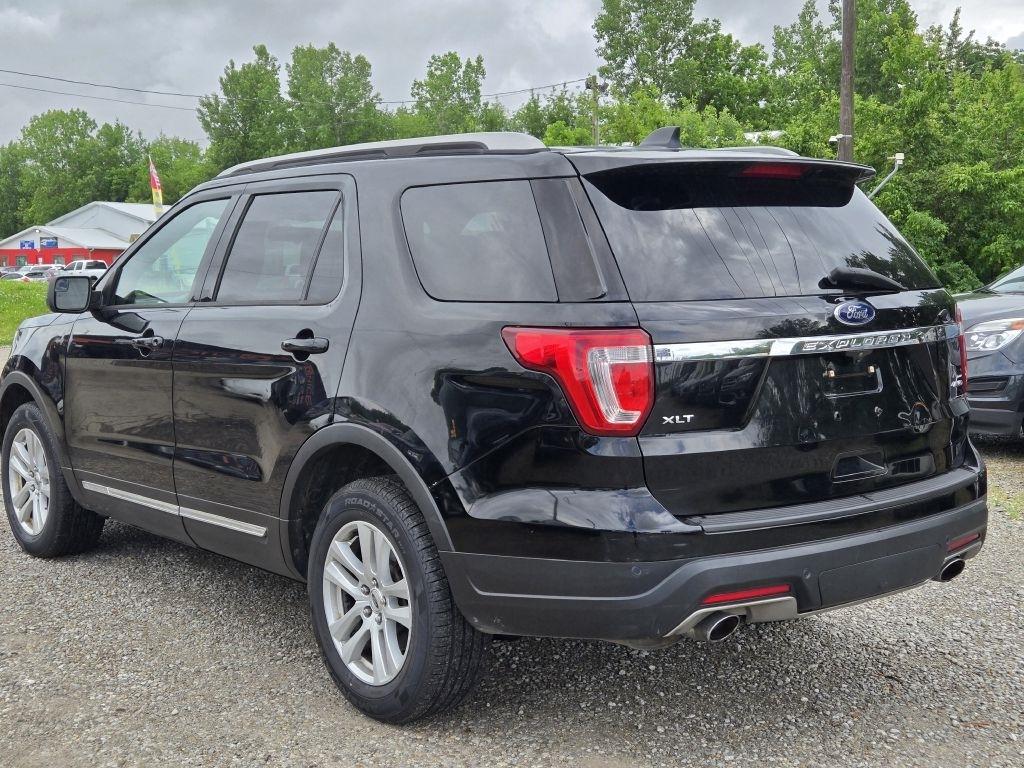 Ford Explorer XLT 4WD 2018