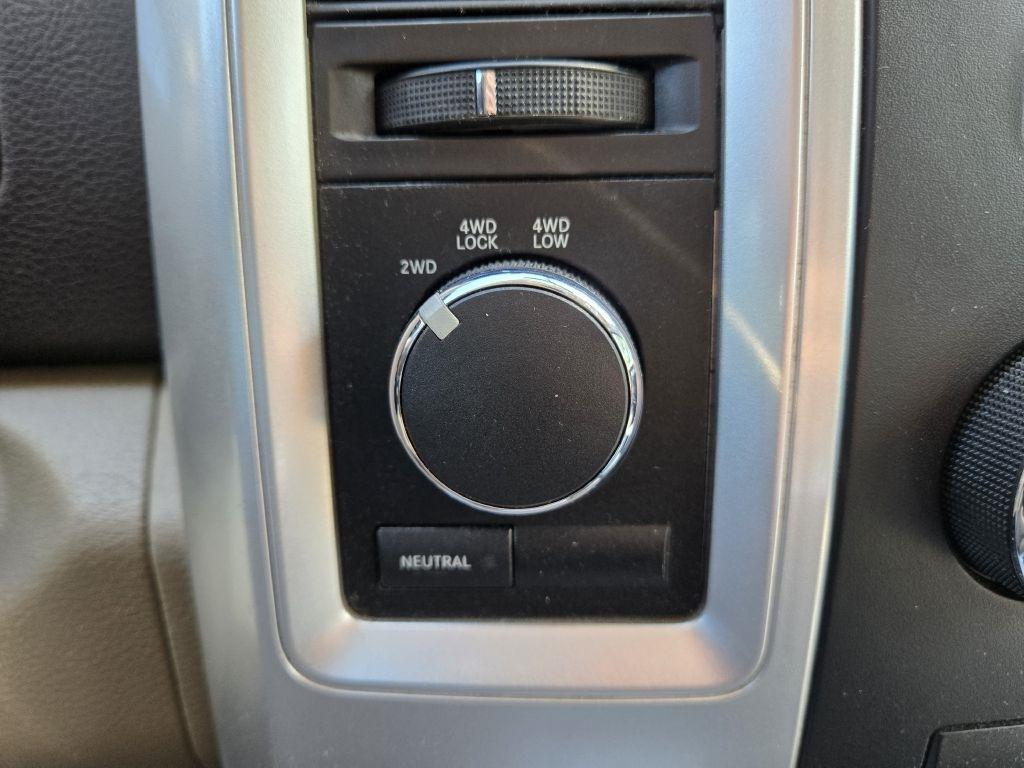 Dodge Ram 1500 SLT Crew Cab 4WD 2009