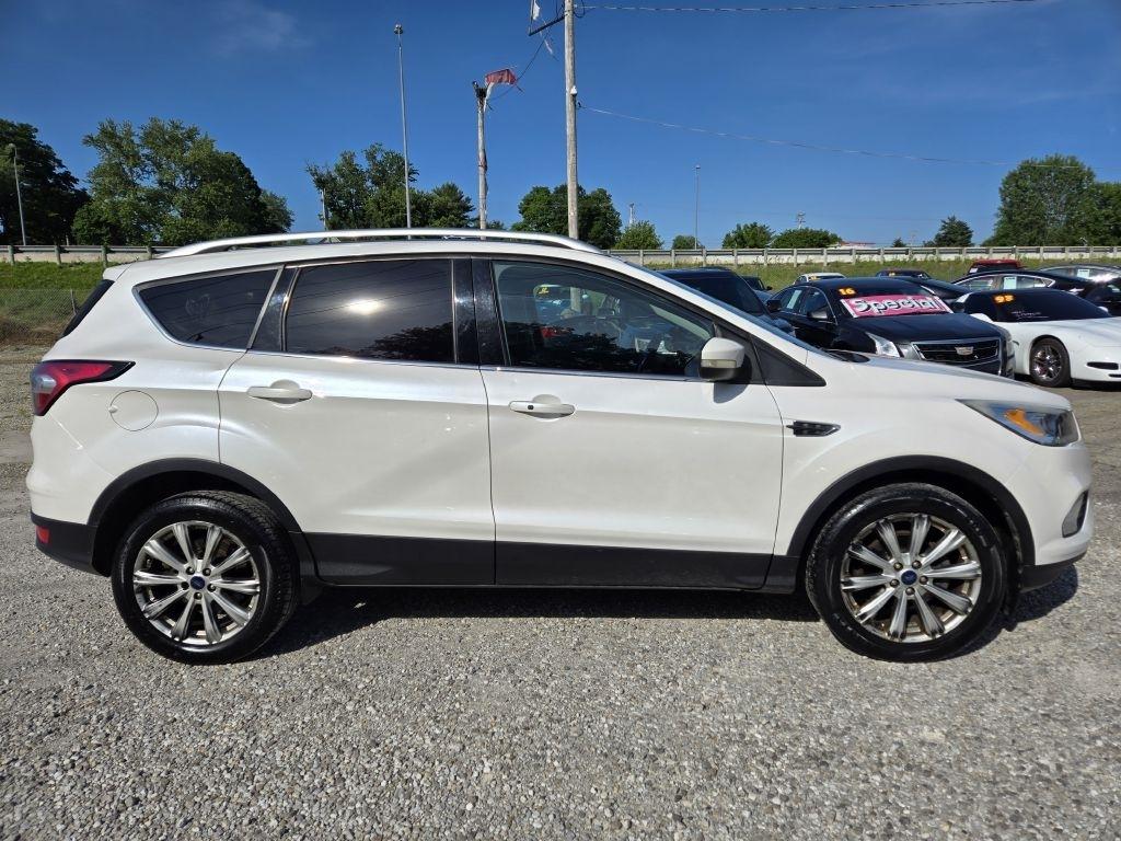 Ford Escape Titanium FWD 2017