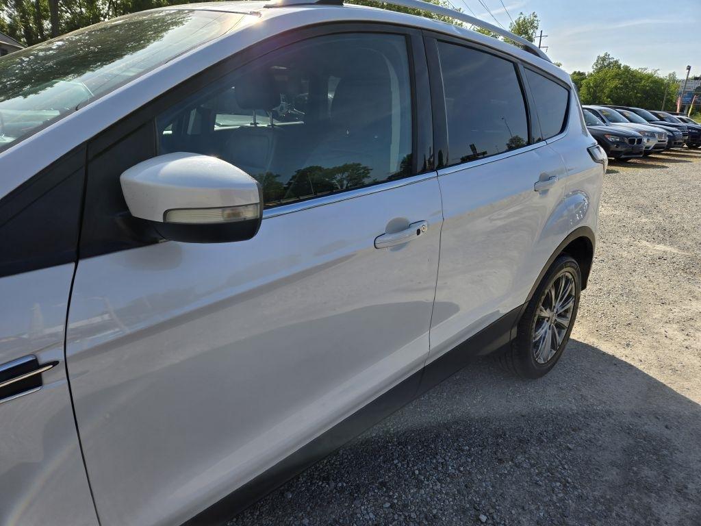 Ford Escape Titanium FWD 2017