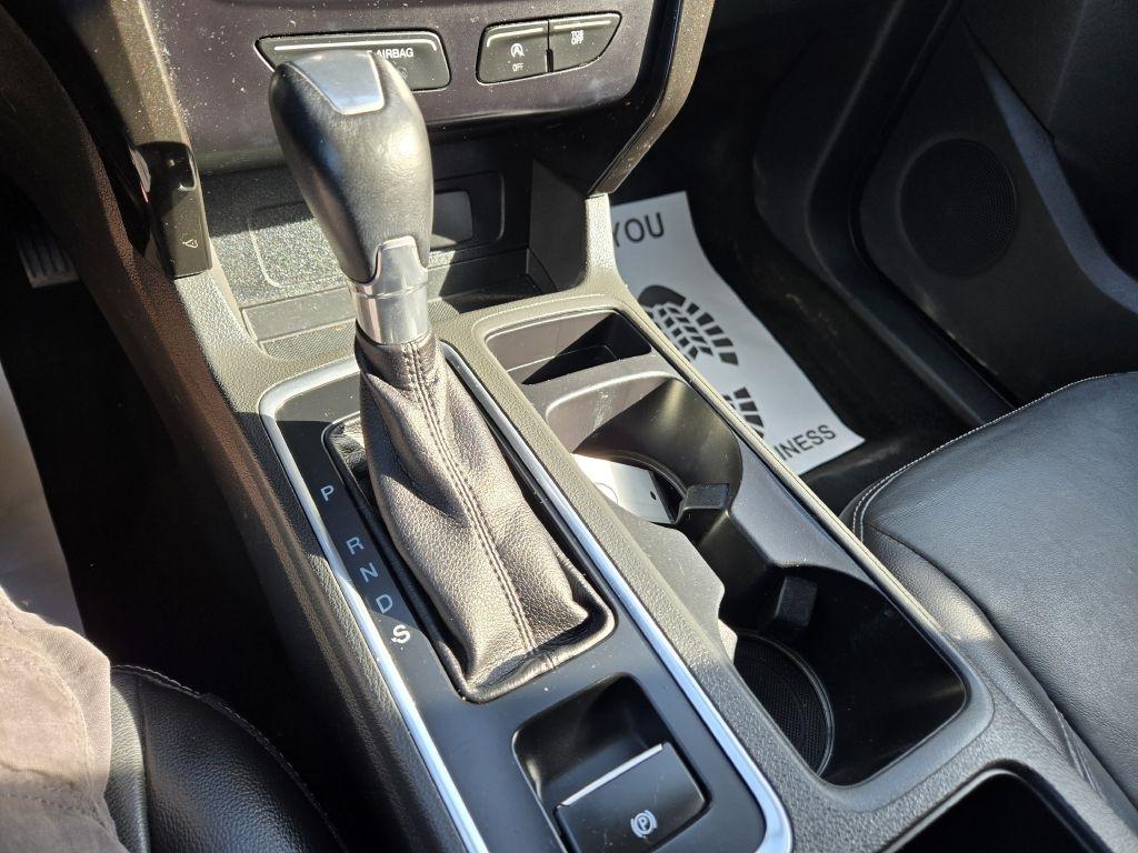 Ford Escape Titanium FWD 2017