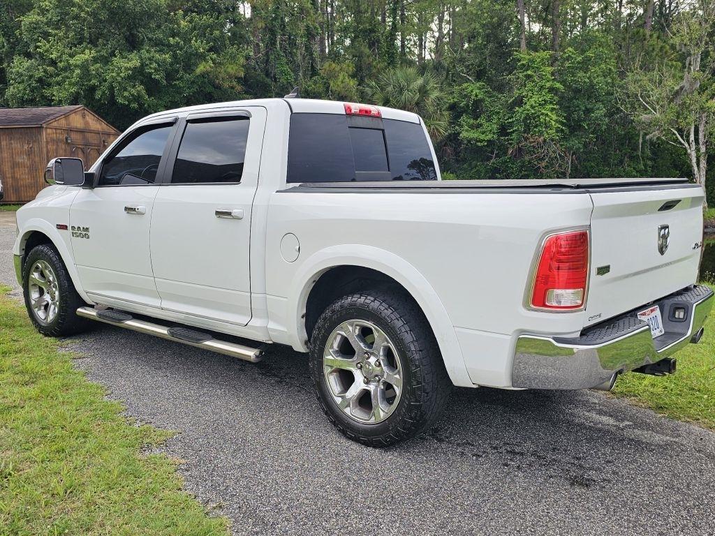 RAM 1500 Laramie Crew Cab SWB 4WD 2016