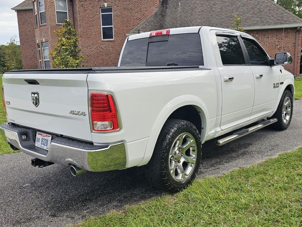 RAM 1500 Laramie Crew Cab SWB 4WD 2016