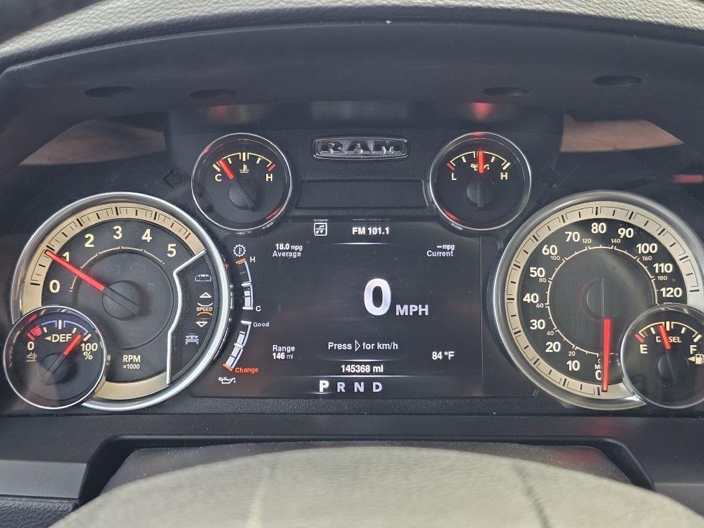 RAM 1500 Laramie Crew Cab SWB 4WD 2016