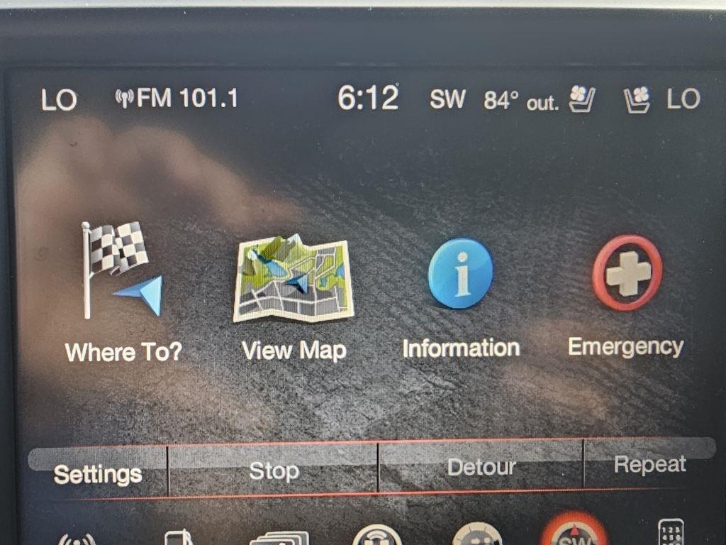 RAM 1500 Laramie Crew Cab SWB 4WD 2016