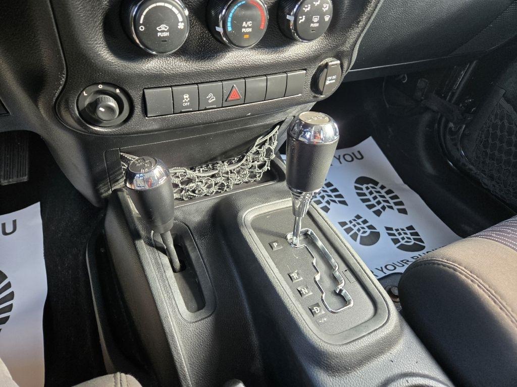 Jeep Wrangler Unlimited Sport 4WD 2012