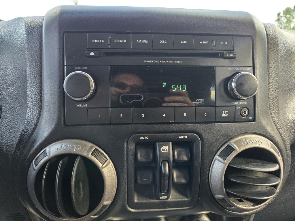 Jeep Wrangler Unlimited Sport 4WD 2012