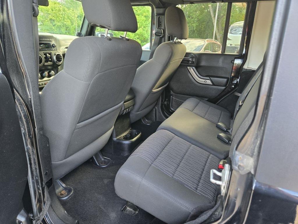 Jeep Wrangler Unlimited Sport 4WD 2012