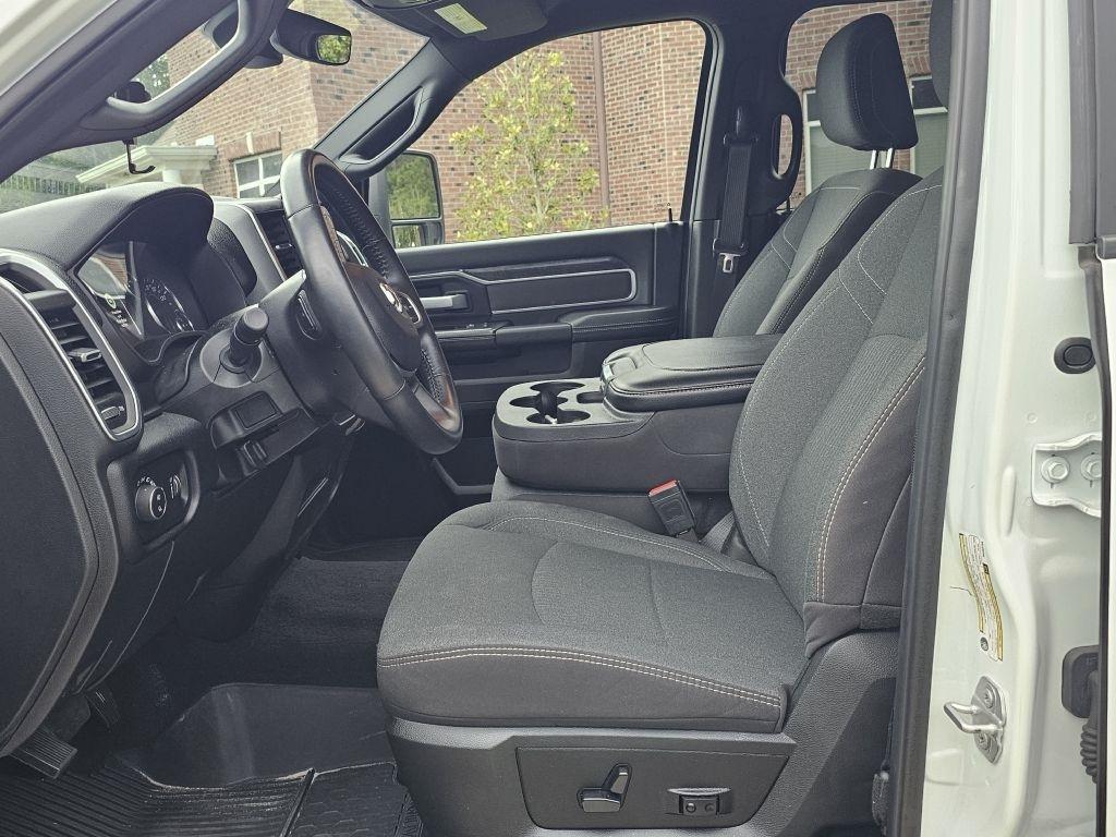 RAM 2500 Big Horn Crew Cab 4WD SWB 2024