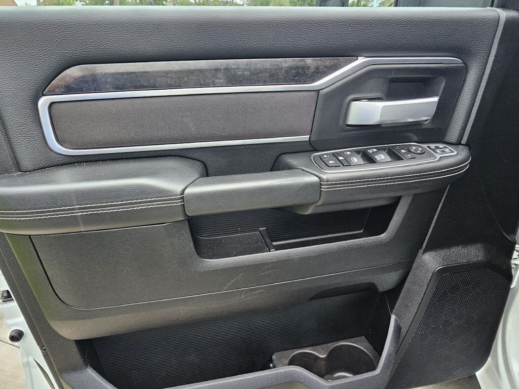 RAM 2500 Big Horn Crew Cab 4WD SWB 2024