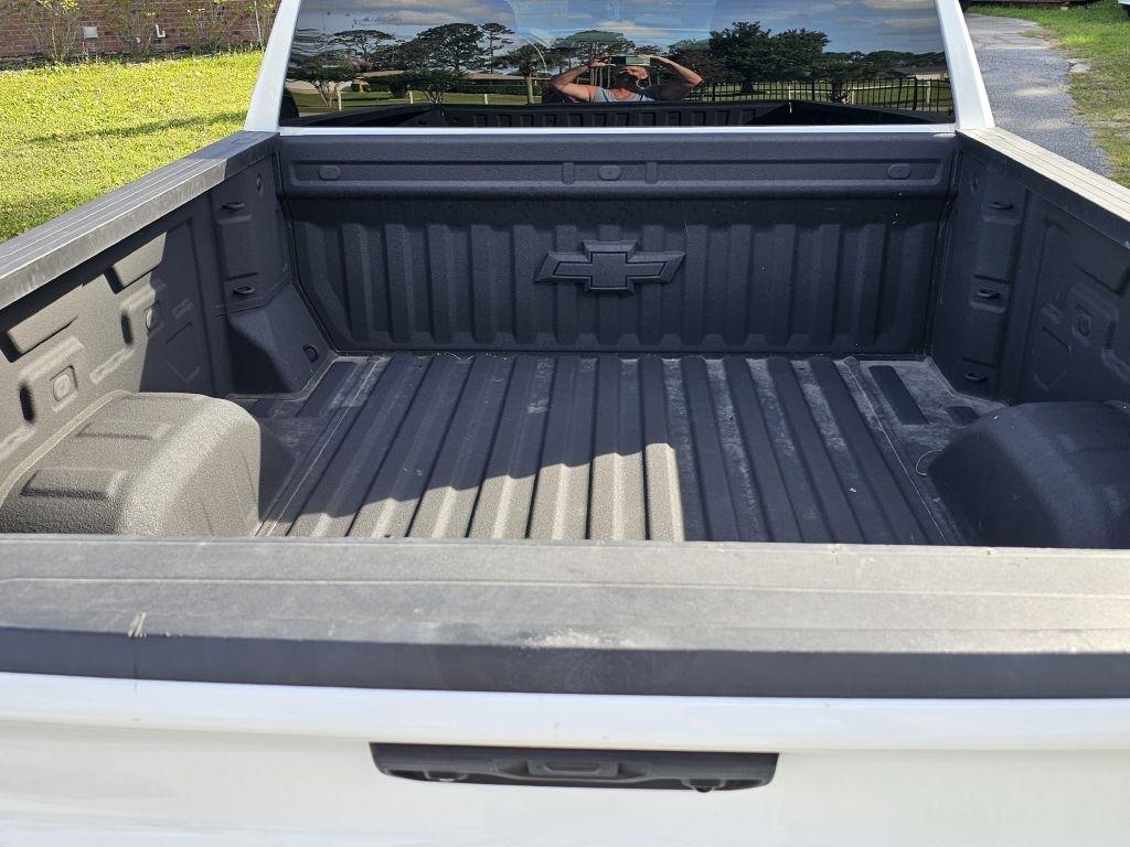 Chevrolet Silverado 1500 LT Crew Cab 2WD 2024