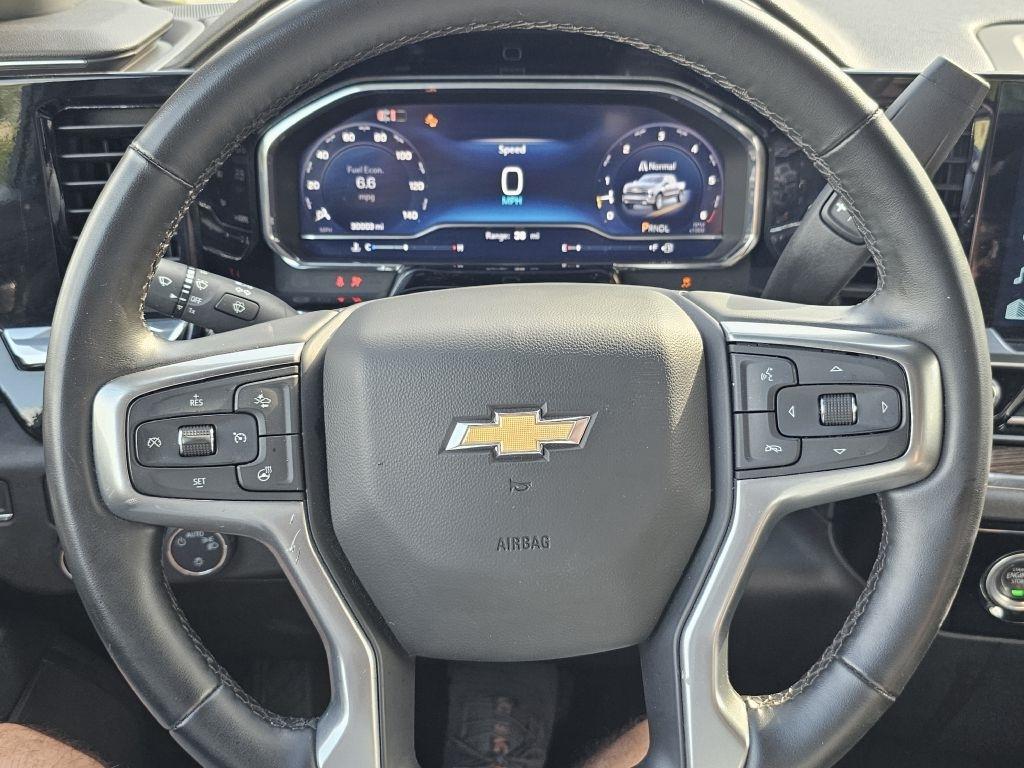 Chevrolet Silverado 1500 LT Crew Cab 2WD 2024
