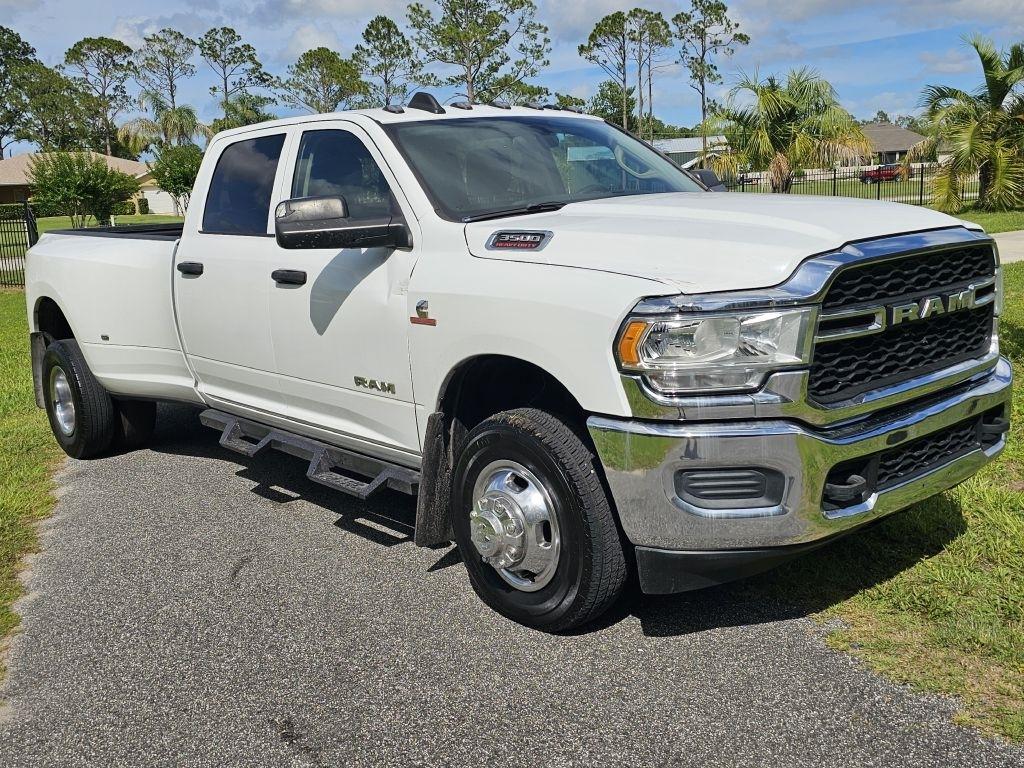 RAM 3500 Tradesman Crew Cab 4WD DRW 2020
