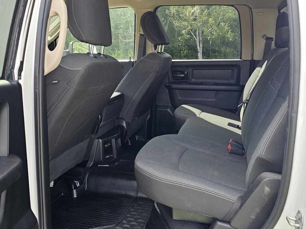 RAM 3500 Tradesman Crew Cab 4WD DRW 2020