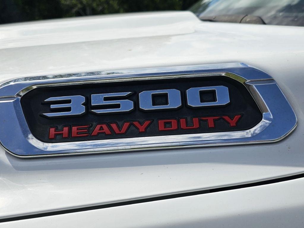 RAM 3500 Tradesman Crew Cab 4WD DRW 2020
