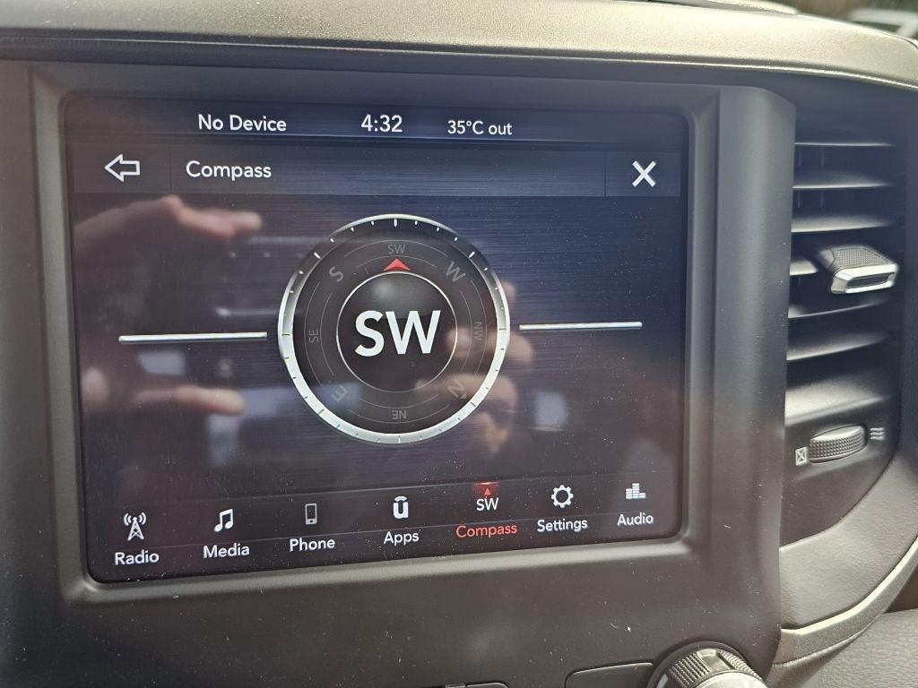 RAM 3500 Tradesman Crew Cab 4WD DRW 2020