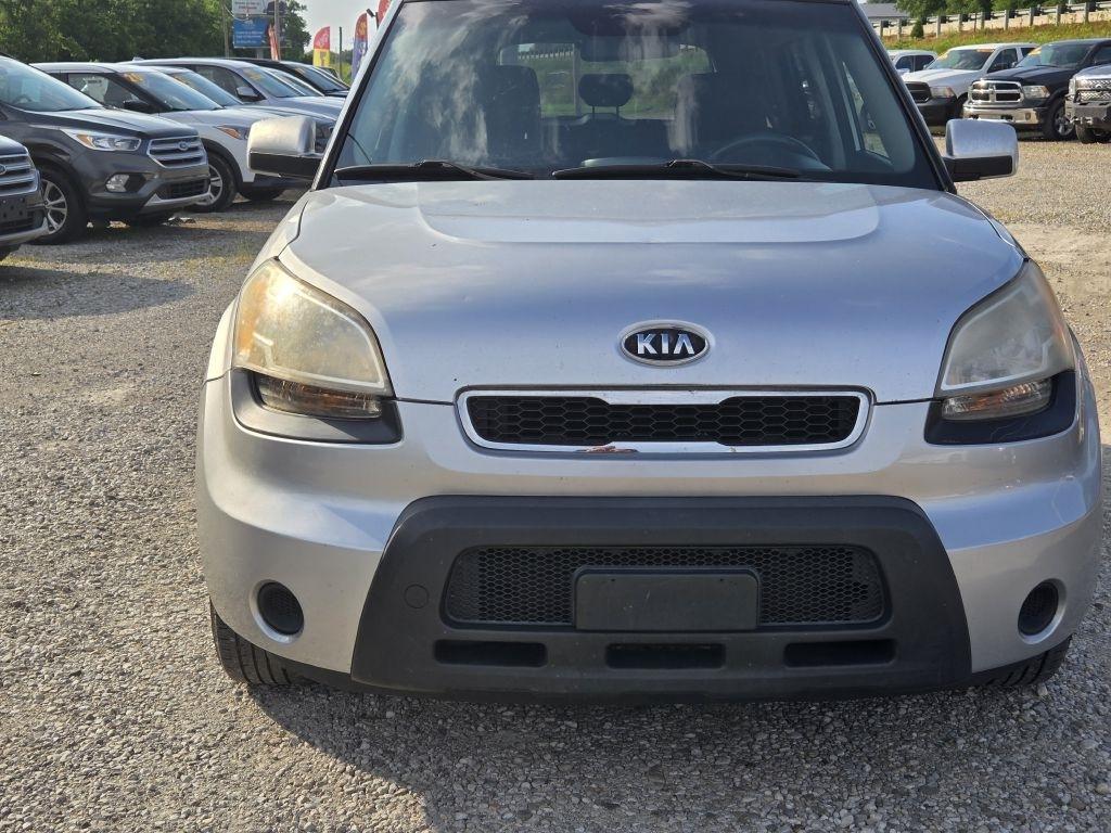 Kia Soul + 2011