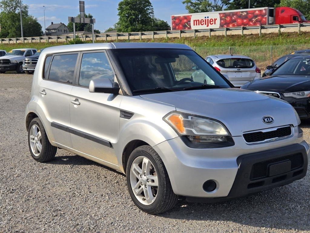 Kia Soul + 2011