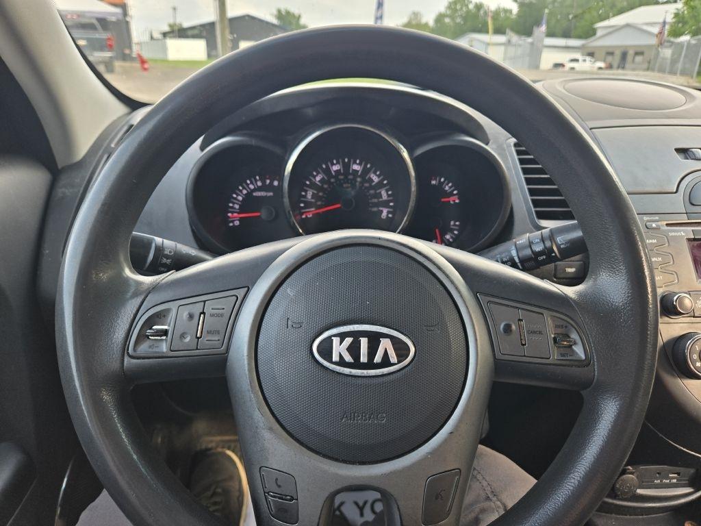 Kia Soul + 2011