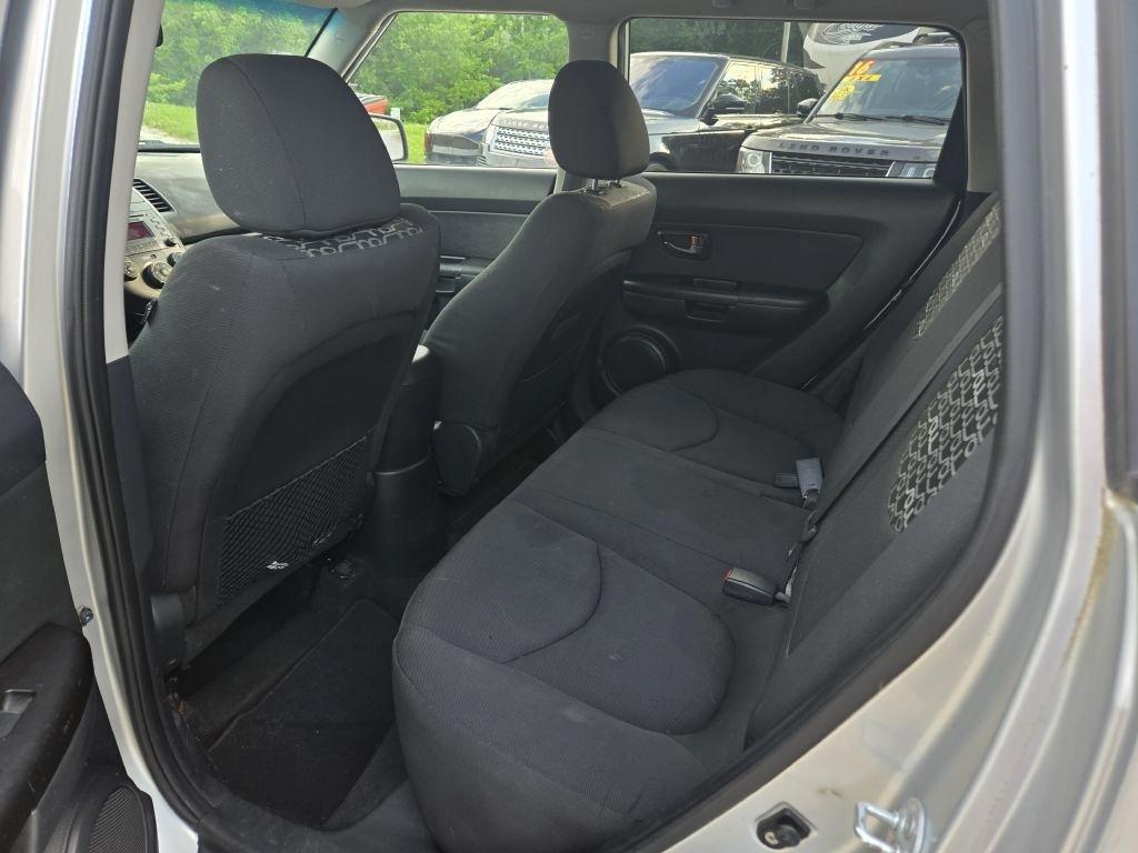Kia Soul + 2011