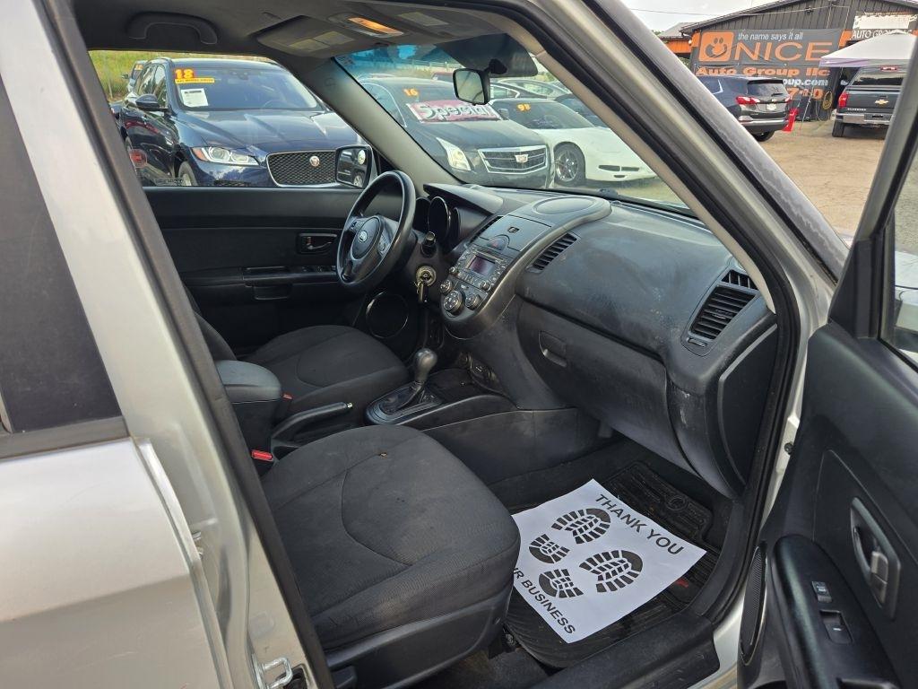 Kia Soul + 2011