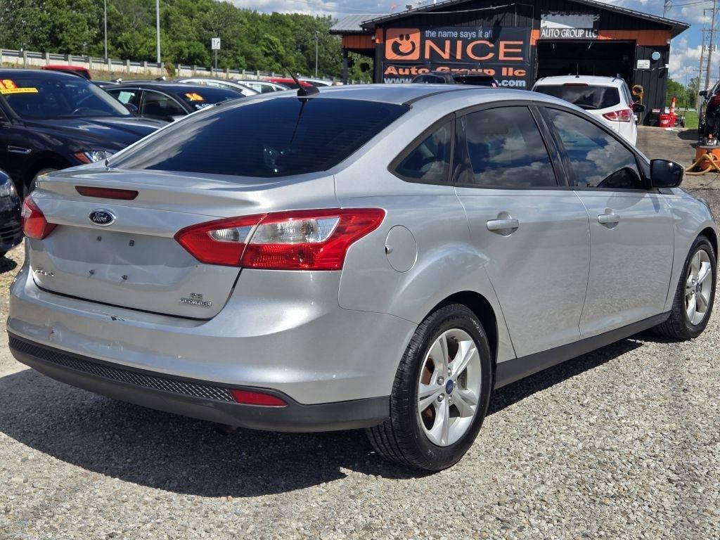 Ford Focus SE Sedan 2014