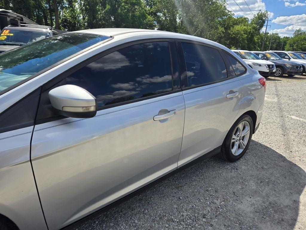 Ford Focus SE Sedan 2014