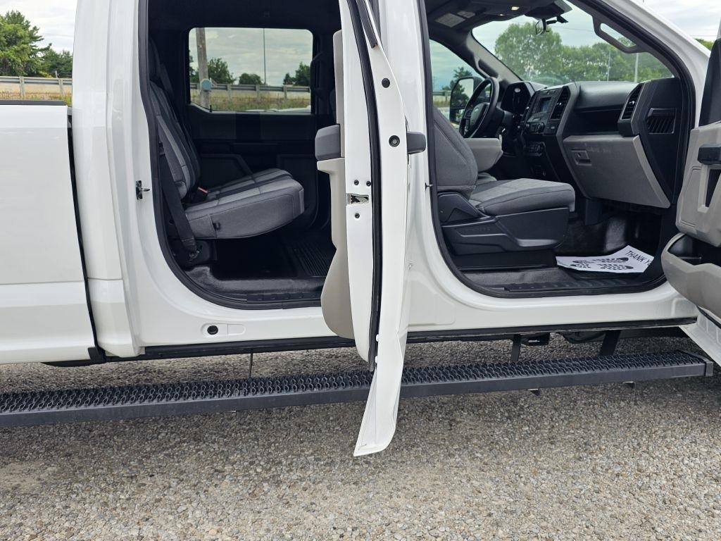 Ford F-250 SD Platinum Crew Cab 4WD 2022