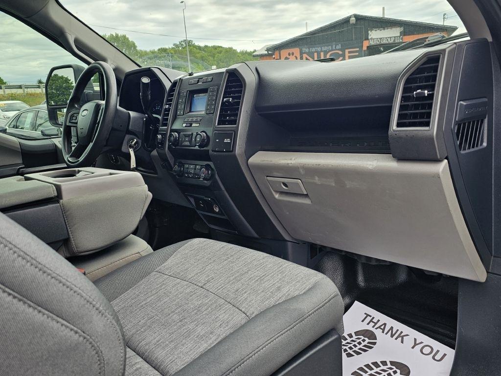 Ford F-250 SD Platinum Crew Cab 4WD 2022