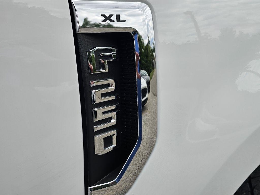 Ford F-250 SD Platinum Crew Cab 4WD 2022
