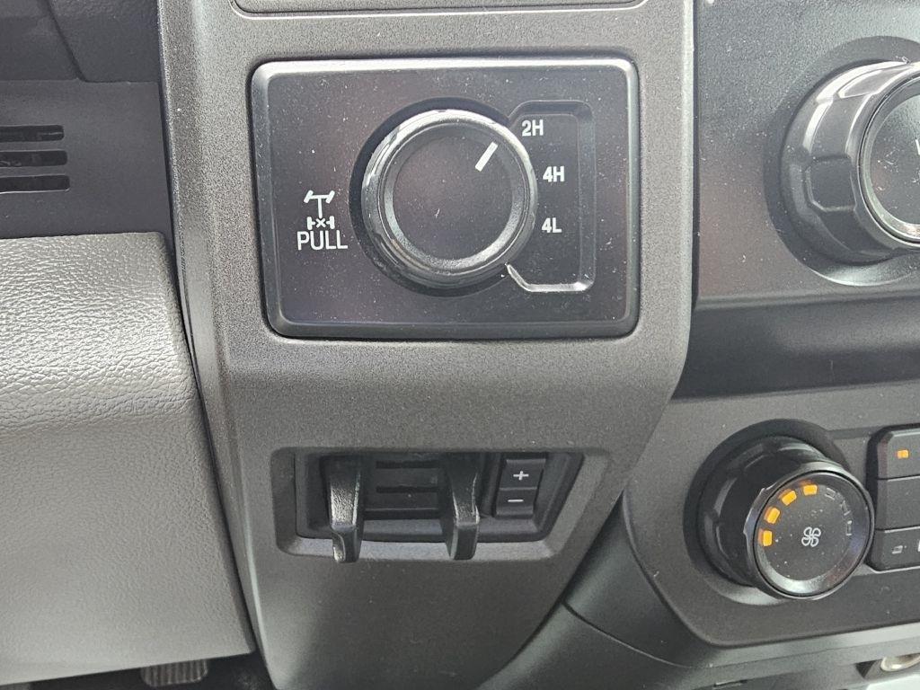Ford F-250 SD Platinum Crew Cab 4WD 2022