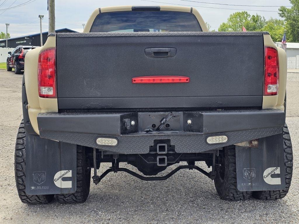 Dodge Ram 3500 ST Quad Cab Long Bed 4WD DRW 2003