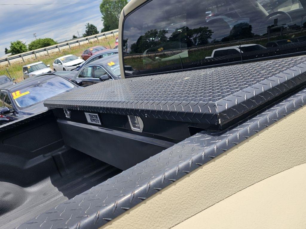 Dodge Ram 3500 ST Quad Cab Long Bed 4WD DRW 2003