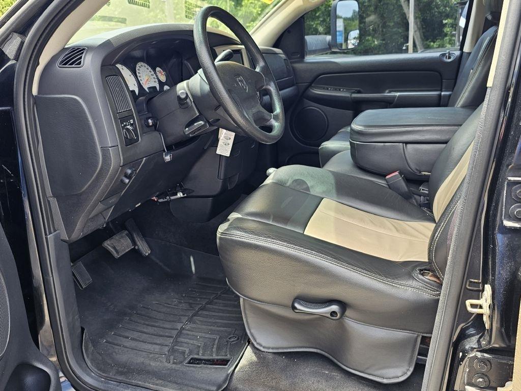 Dodge Ram 3500 ST Quad Cab Long Bed 4WD DRW 2003