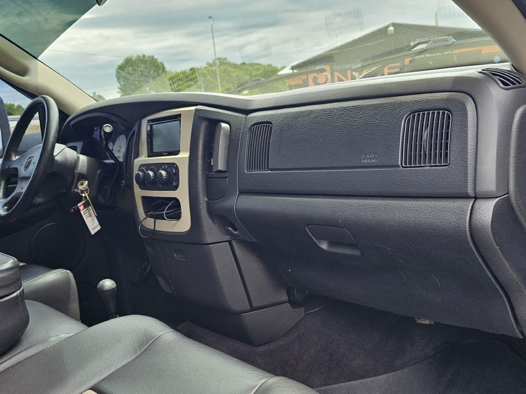 Dodge Ram 3500 ST Quad Cab Long Bed 4WD DRW 2003