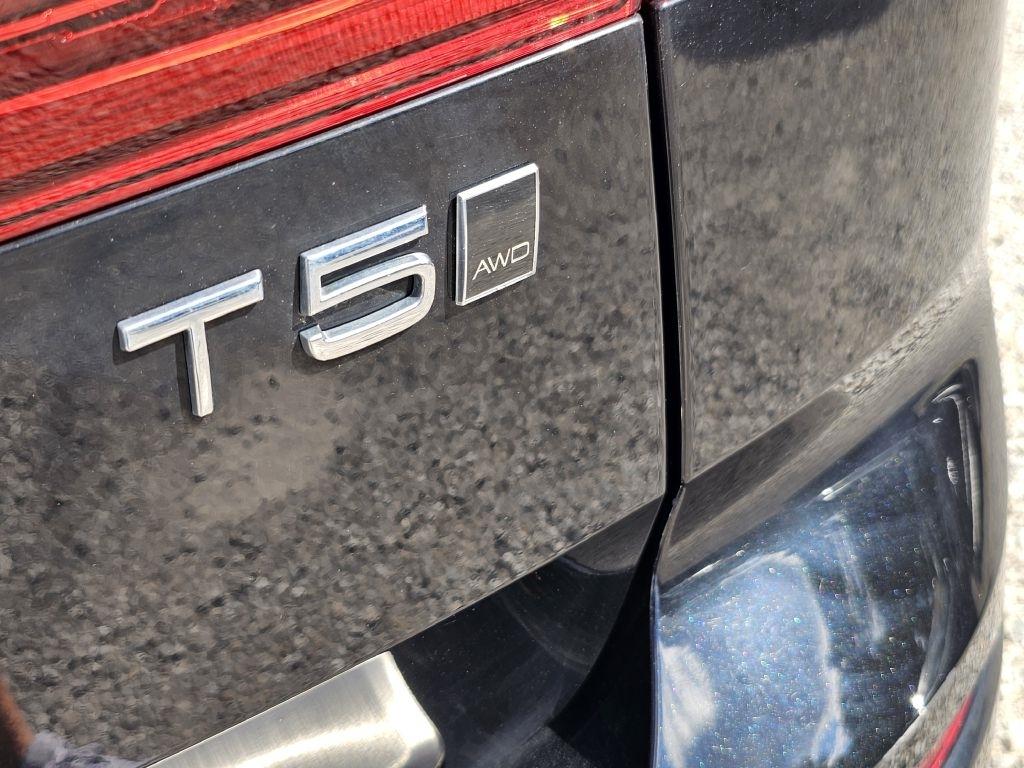 Volvo XC60 T5 Momentum AWD 2019