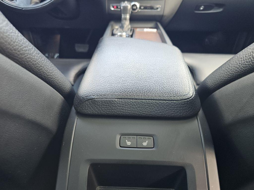 Volvo XC60 T5 Momentum AWD 2019