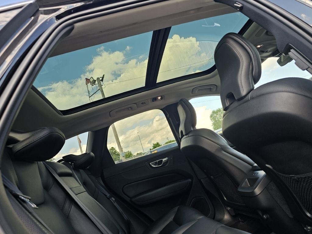 Volvo XC60 T5 Momentum AWD 2019
