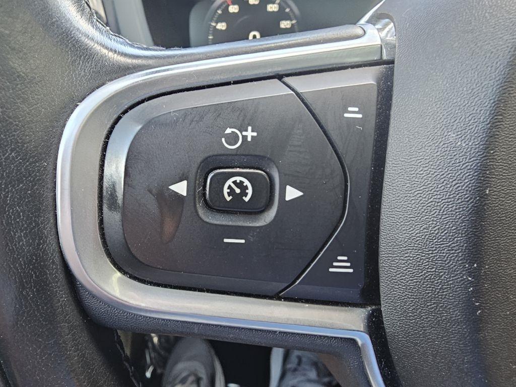 Volvo XC60 T5 Momentum AWD 2019