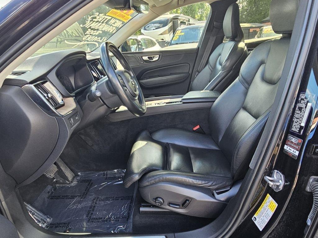 Volvo XC60 T5 Momentum AWD 2019