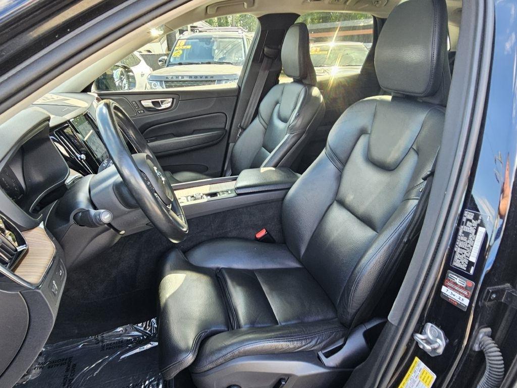 Volvo XC60 T5 Momentum AWD 2019