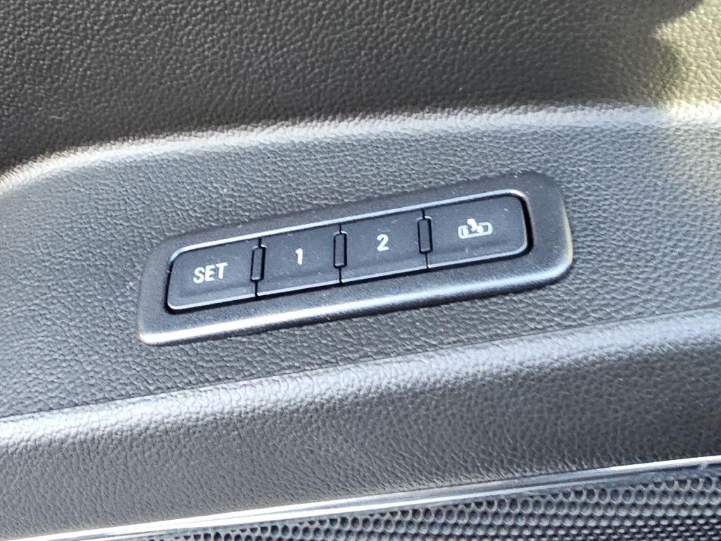 GMC Yukon SLT 4WD 2020