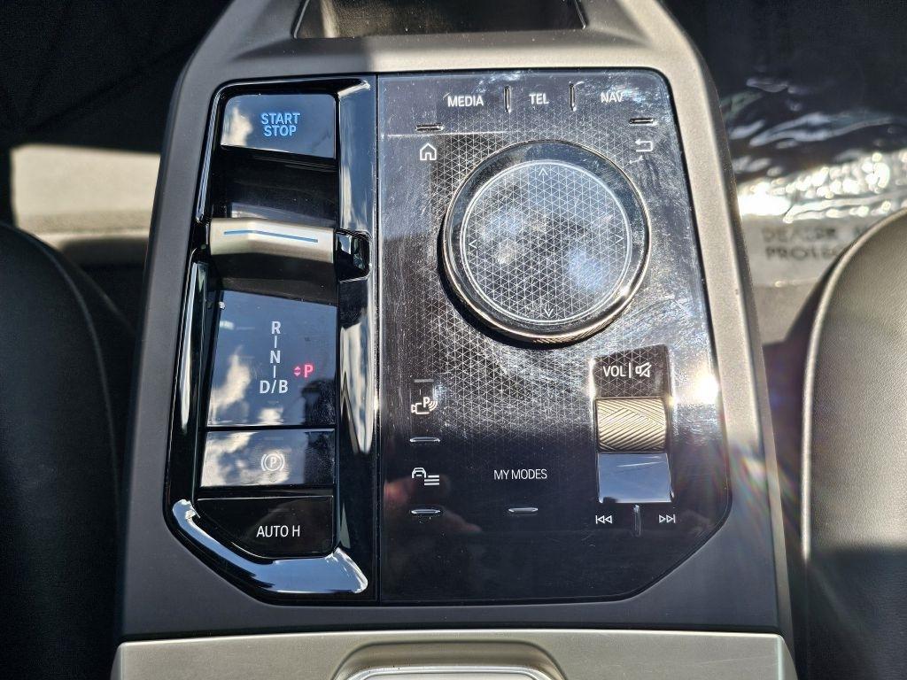 BMW iX xDrive50 2024