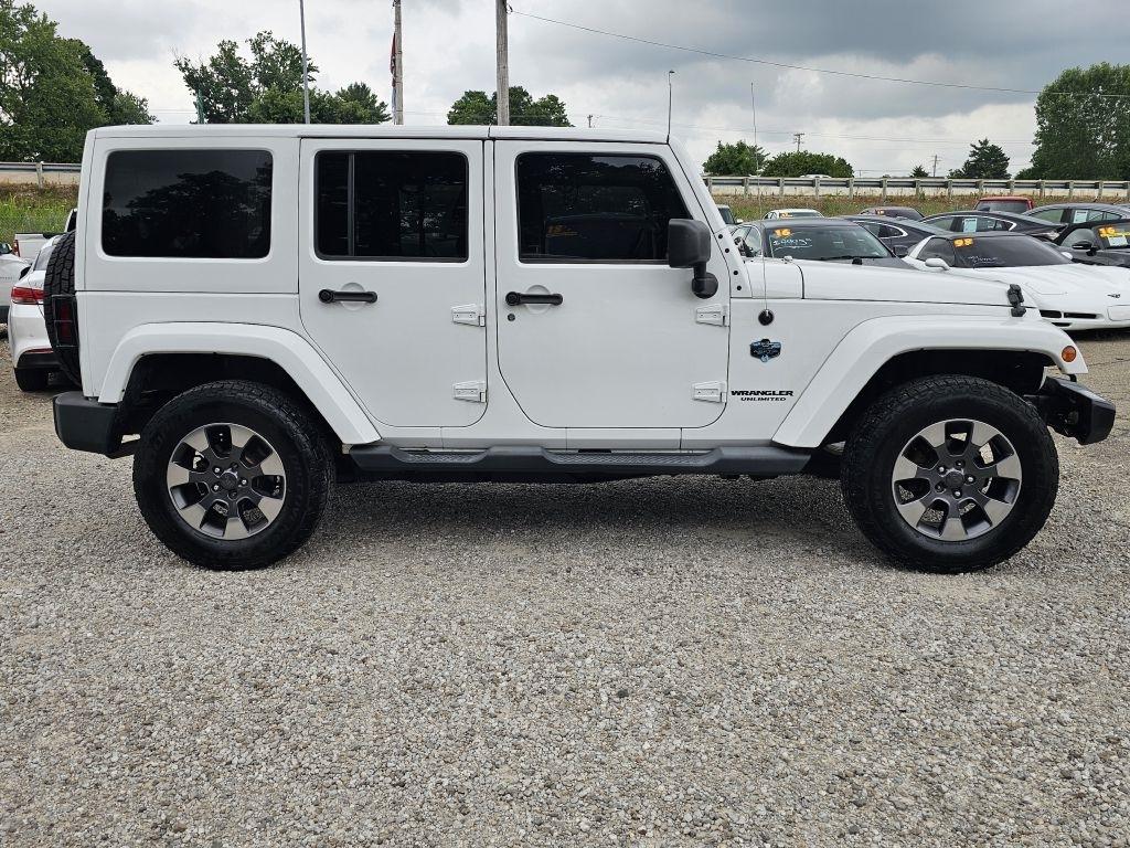 Jeep Wrangler Unlimited Sahara 4WD 2012